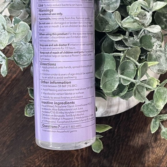 GIFT GIVEN WITH PURCHASE 🌟🌟YANKEE CANDLE Gel Hand Sanitizer w/ moisturize - Picture 4 of 10